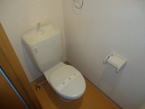 山手 トイレ