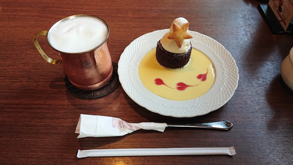 カフェラテフロート・・・