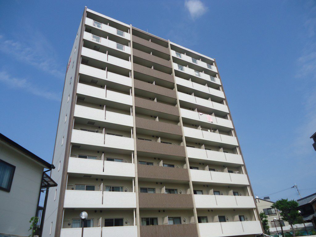 【Rainbow City REC】人気の駅近マンションに空き予定が出ました！初めて一人暮らしを始める新入生様にオススメ！