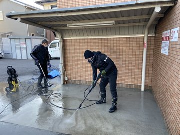 当社貸主物件・管理物件にお住まいの皆様！当社のスタッフが高圧洗浄を行っています！公式Youtubeチャンネルで動画公開中です！