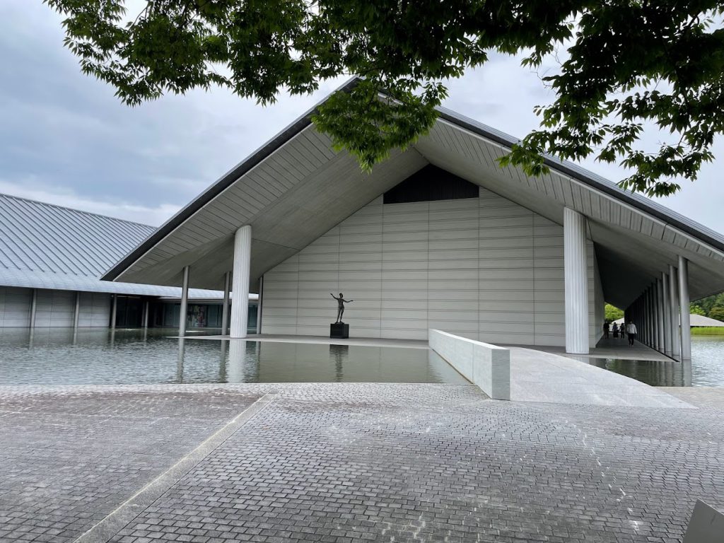 佐川美術館