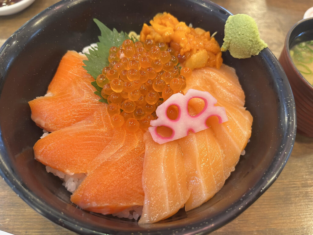 海鮮丼